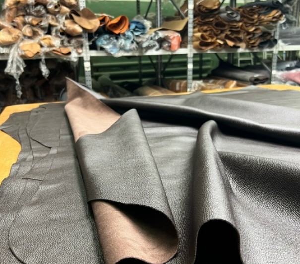 Флотер Альбатрос (Шоколад), с финишем, 1.2-1.6 мм, средний размер 180-200 дм²